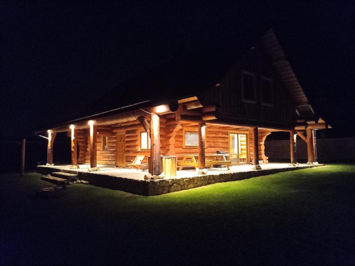 Villa Wellness Srub U Holubu Malsice Exterior foto
